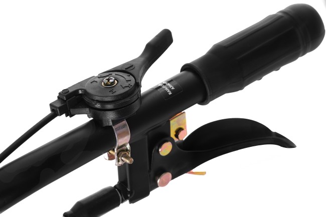 Бензиновый мотоблок  Hyundai T 1300 с комплектом колес Бензиновый мотоблок  Hyundai T 1300 с комплектом колес