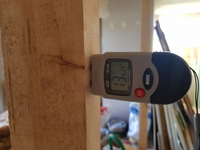 Влагомер древесины CEM DT-120