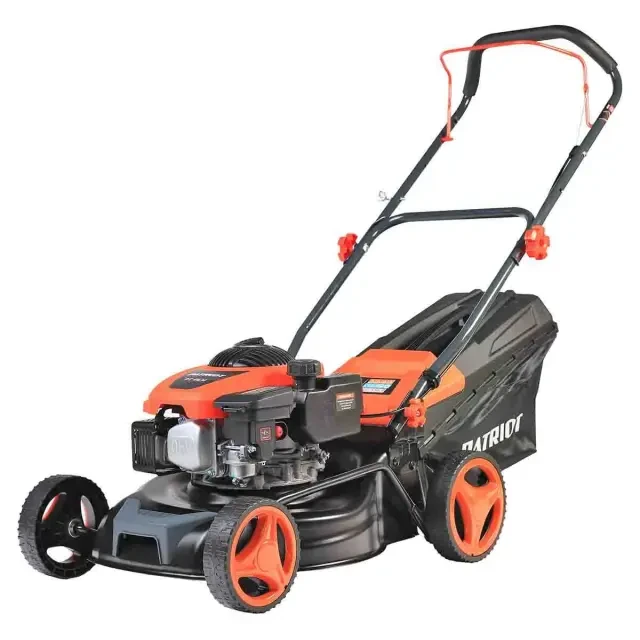 Бензиновая газонокосилка Patriot PT 41LM Бензиновая газонокосилка Patriot PT 41LM