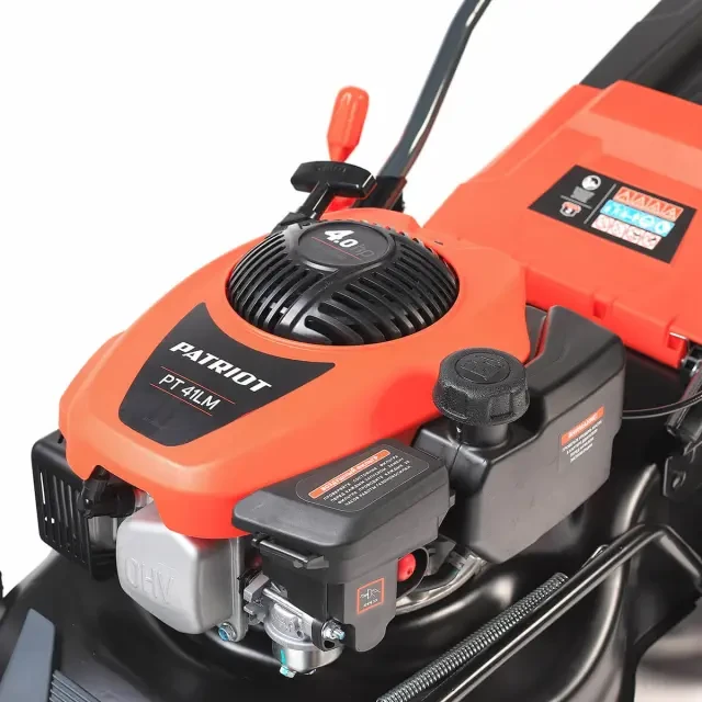 Бензиновая газонокосилка Patriot PT 41LM Бензиновая газонокосилка Patriot PT 41LM
